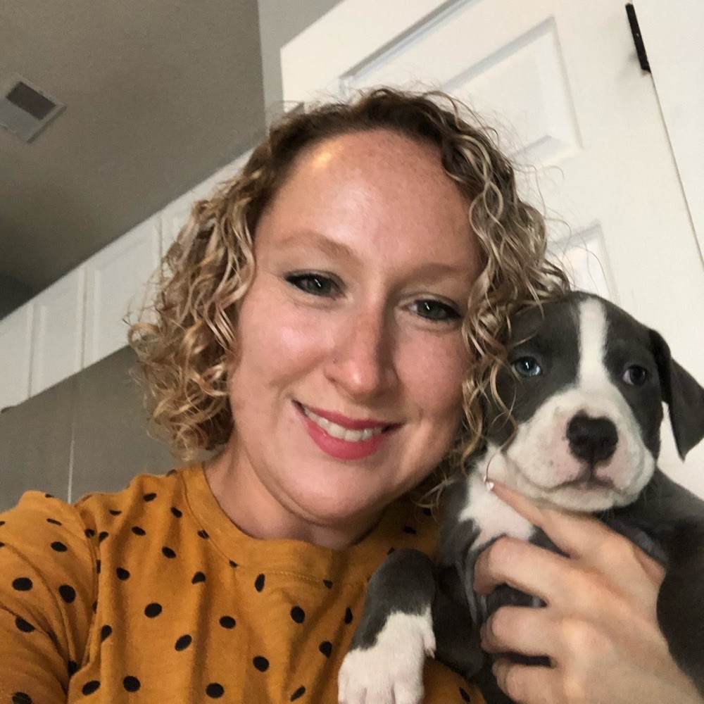 Meet your Posher, Elizabeth